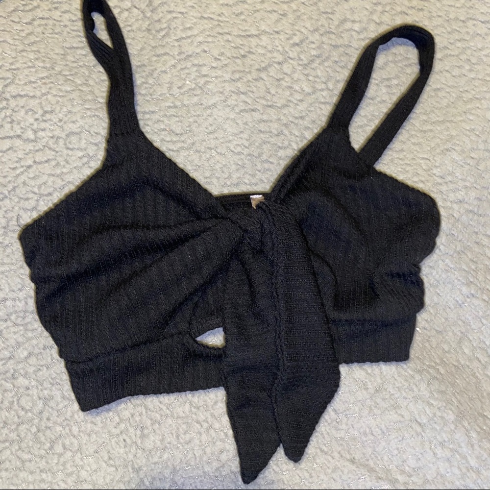 Summer top cropped